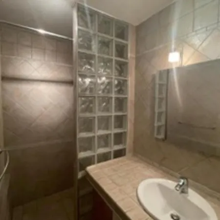 アパート Quiet Near The Marais Balcony